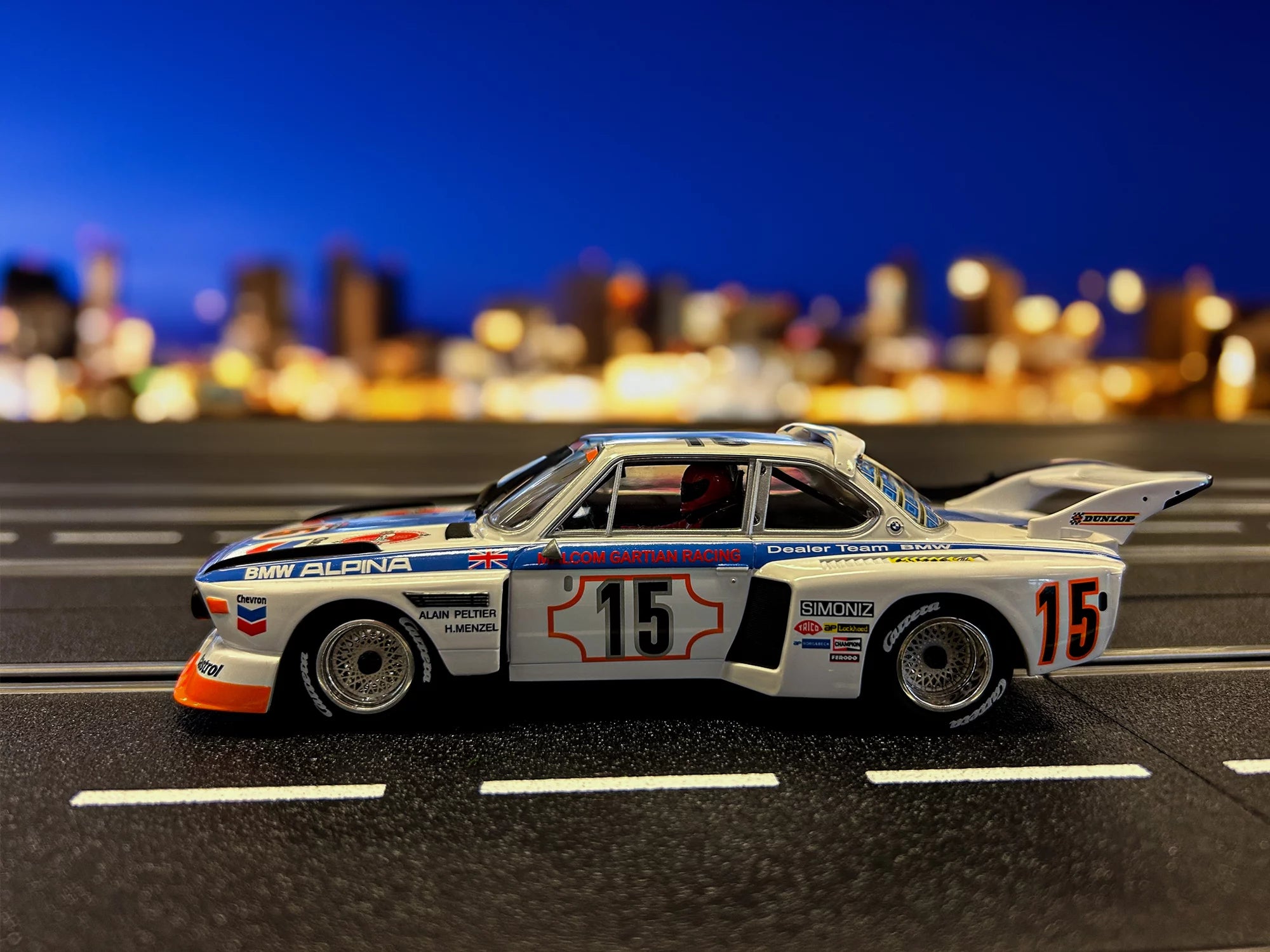 carrera-rc-bmw-3-5-csl-no-15-slotcar-digital-132-1-32 image 3