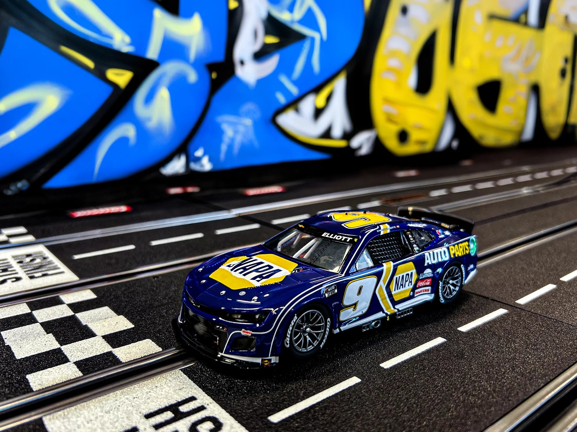 carrera-digital-132-nascar-camaro-nextgen-zl1-hendrick-no-9-1-32 image 2