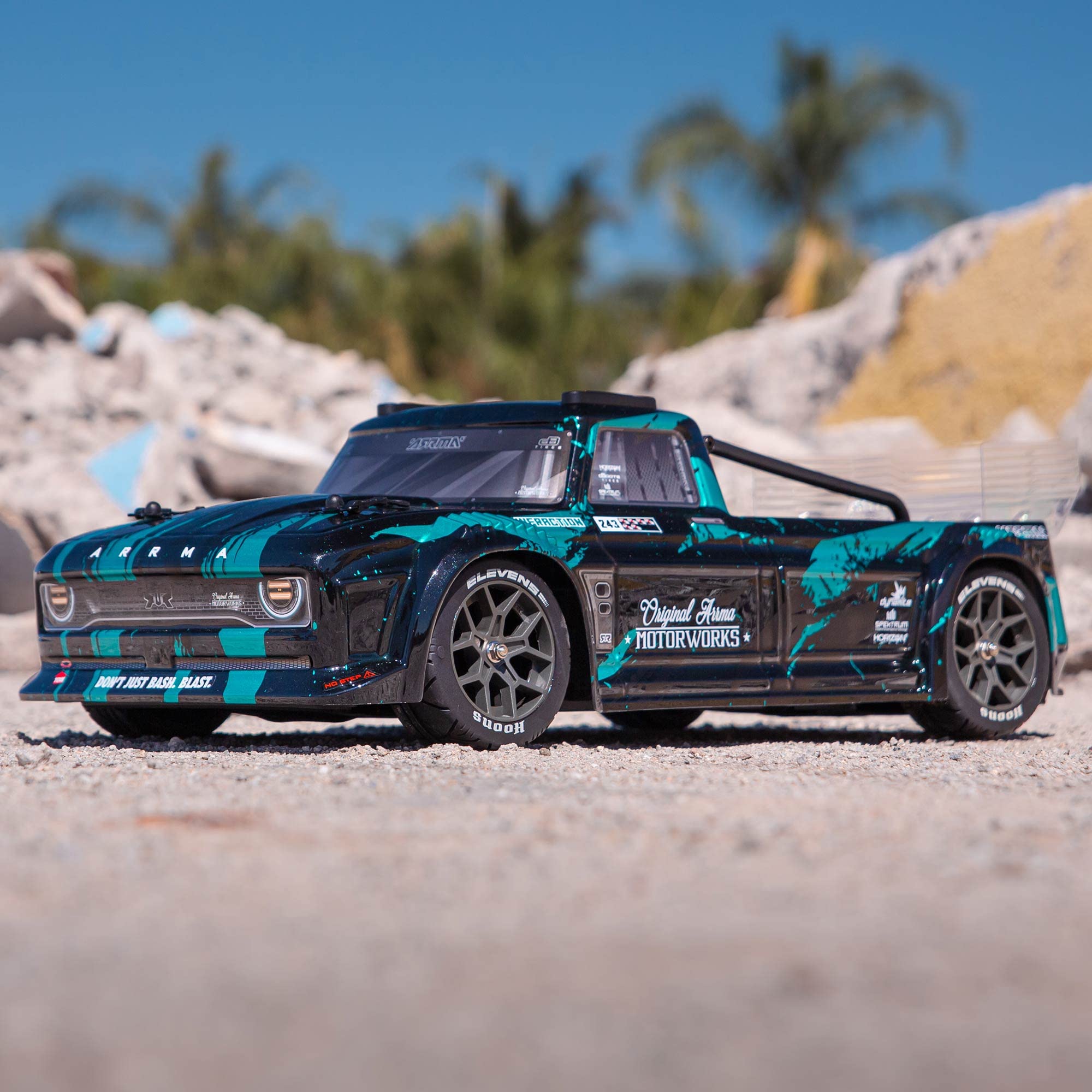 arrma-1-8-infraction-3s-4x4-rtr-brushless-street-bash-schwarz-gold image 6