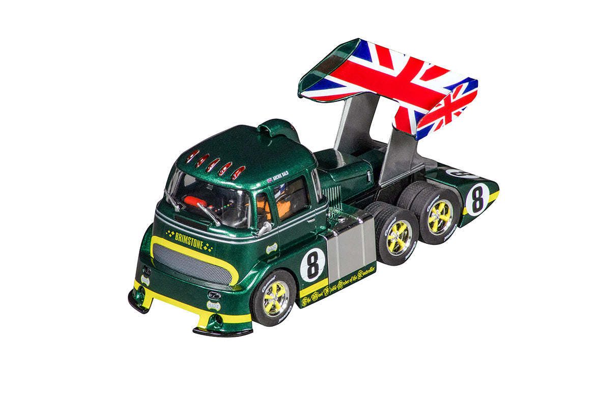 carrera-rc-racetruck-cabover-british-racing-green-no-8-digital-132-auto image 1