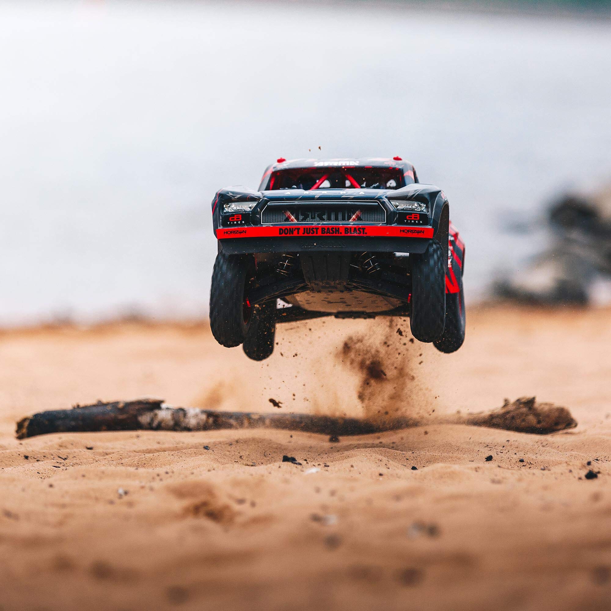 arrma-mojave-6s-v2-1-7-4wd-blx-desert-truck-rtr-rot-schwarz image 8
