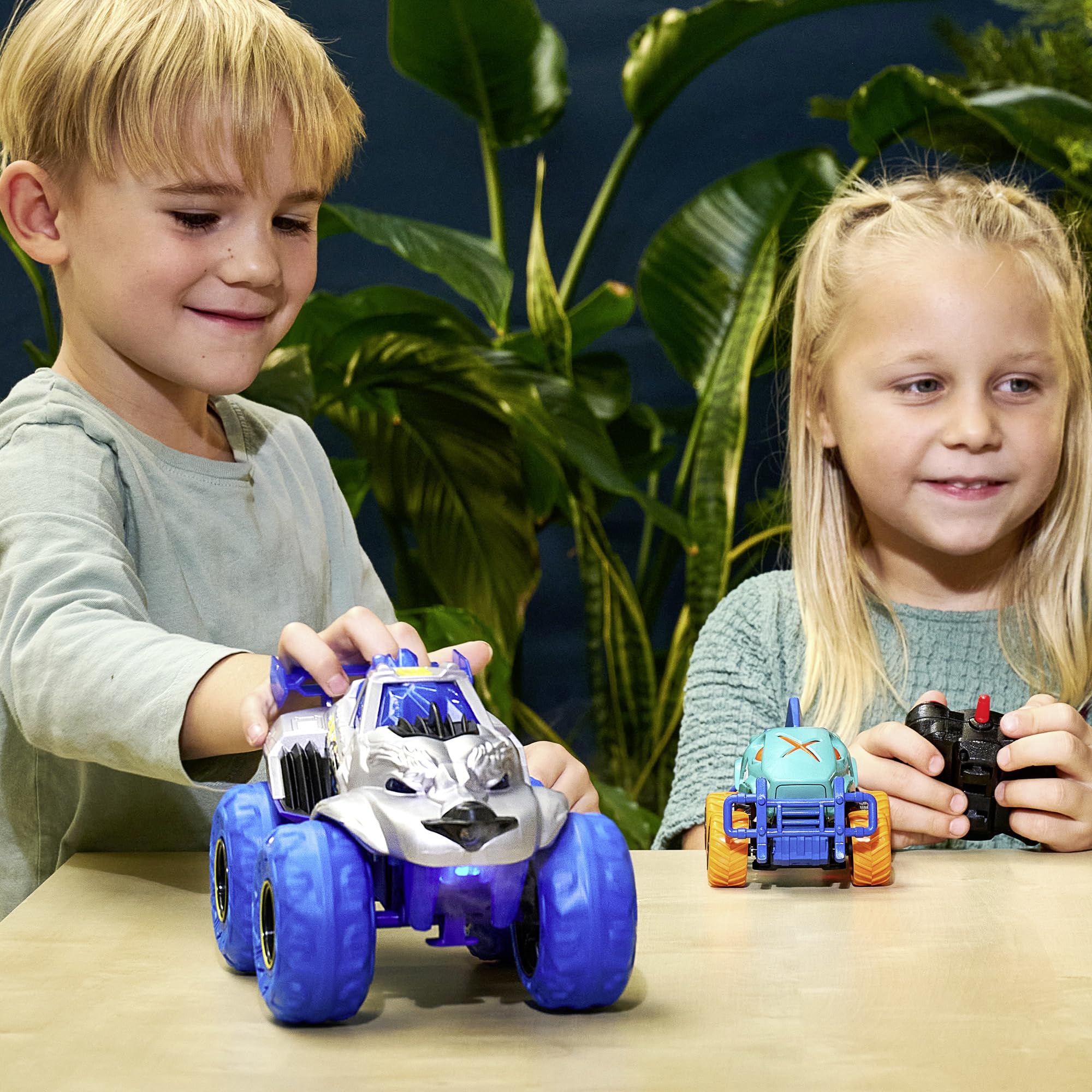 dickie-toys-arctic-ice-monster-truck-25-cm-mit-dampf-funktion image 5
