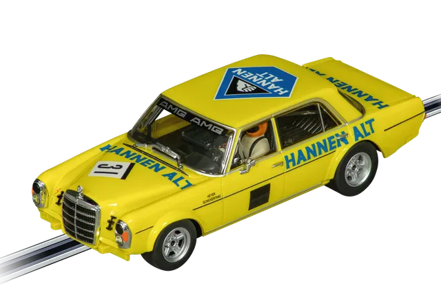 carrera-rc-mercedes-benz-300-sel-6-3-amg-no-31-evolution-slotcar-1-32 image 1