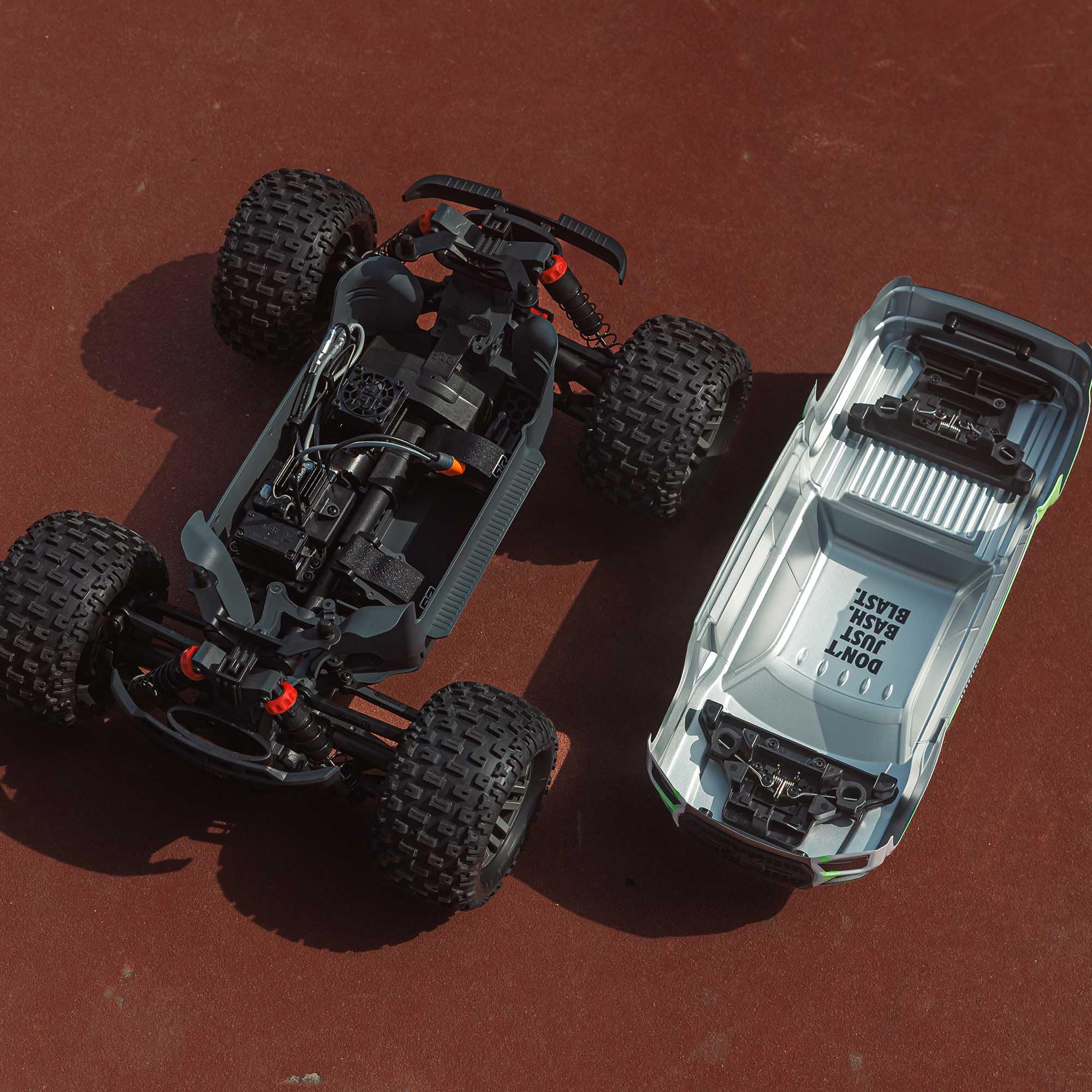 arrma-granite-mega-665-1-10-4x4-rtr-monster-truck-b-rstenmotor-blau image 8