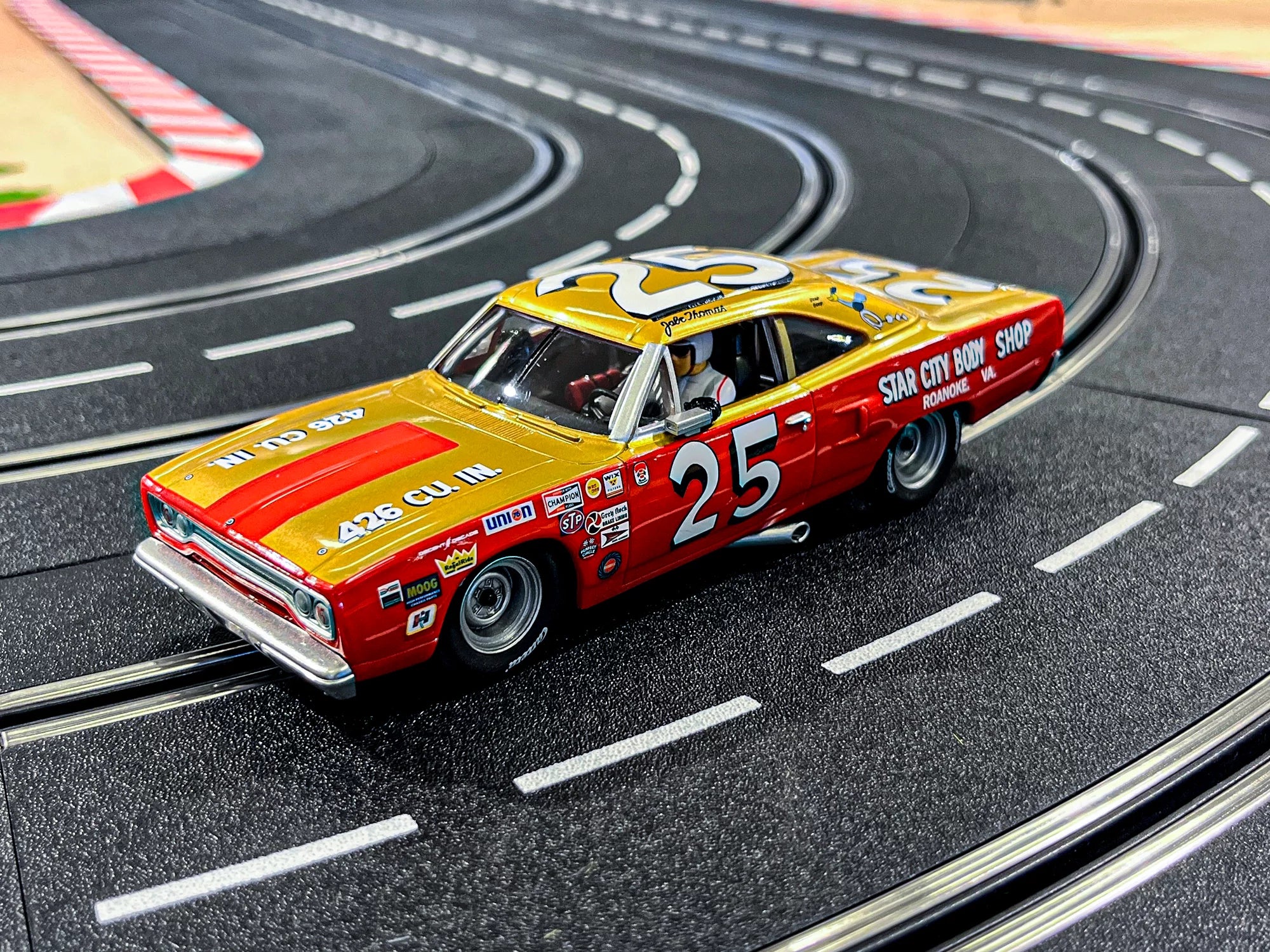 carrera-rc-plymouth-roadrunner-no-25-digital-132-slotcar-1-32 image 2