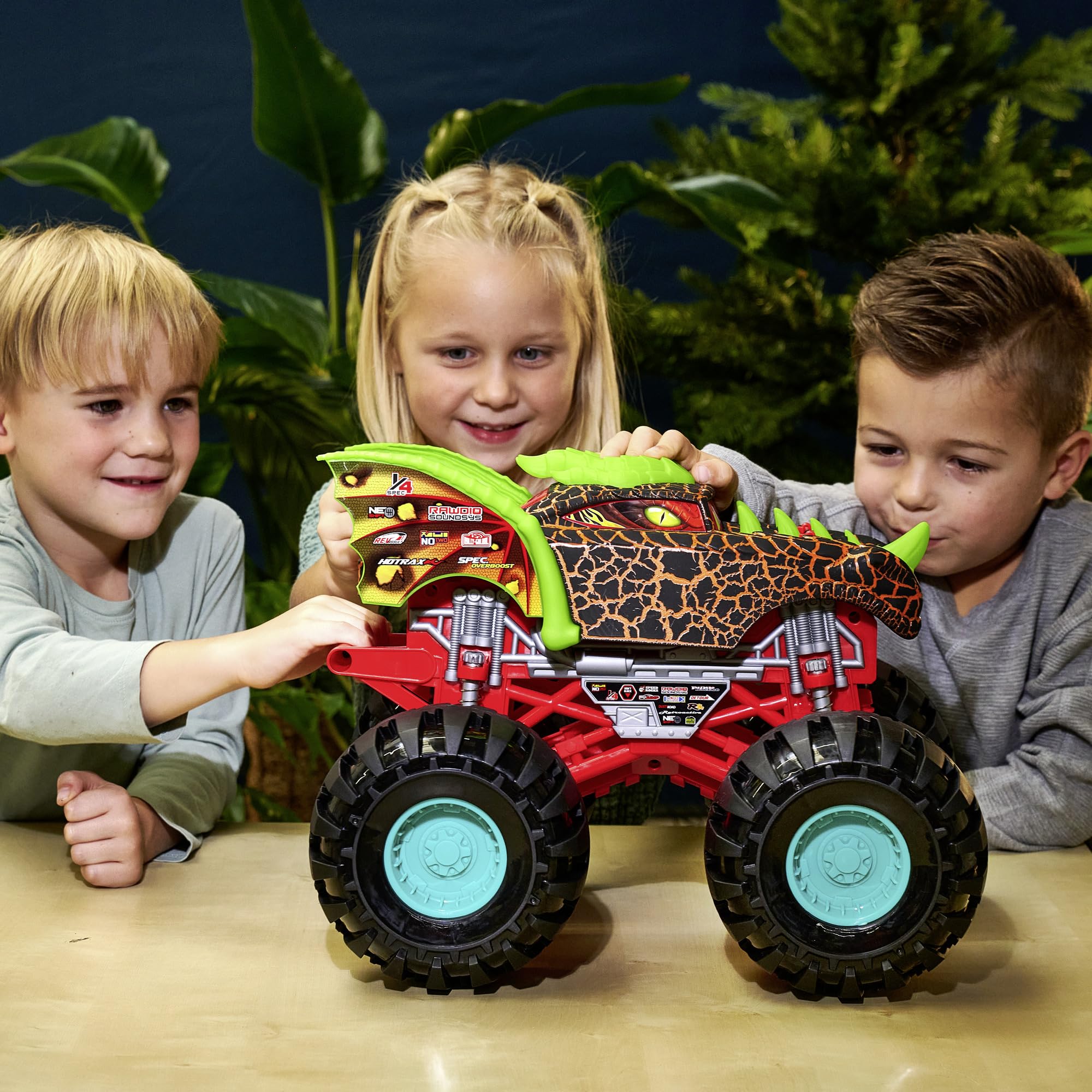 dickie-toys-dragon-monster-truck-38-5-cm-mit-effekten image 5