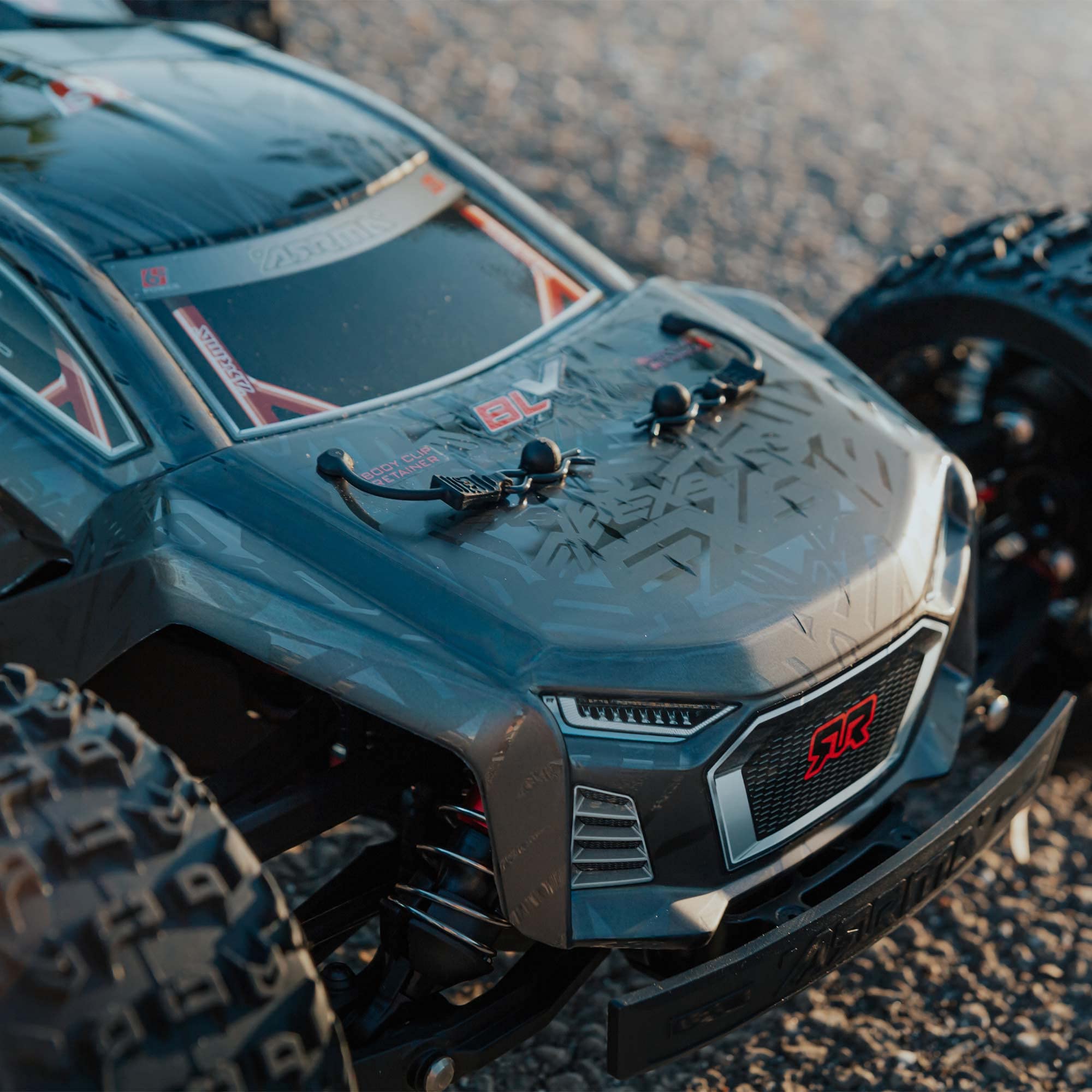 arrma-talion-6s-blx-1-8-speed-truggy-4wd-brushless-rtr-schwarz image 8