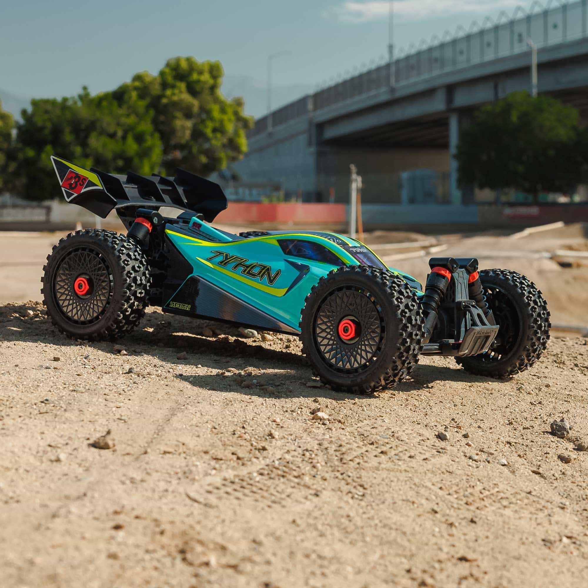 arrma-typhon-223s-4x4-rtr-brushless-buggy-1-8-gr-n image 3