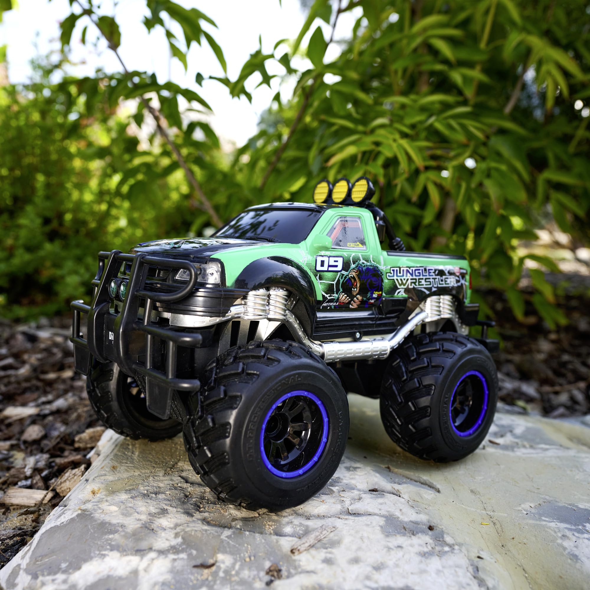 dickie-toys-rc-jungle-wrestler-ford-f150-monstertruck-1-16-30-cm image 5