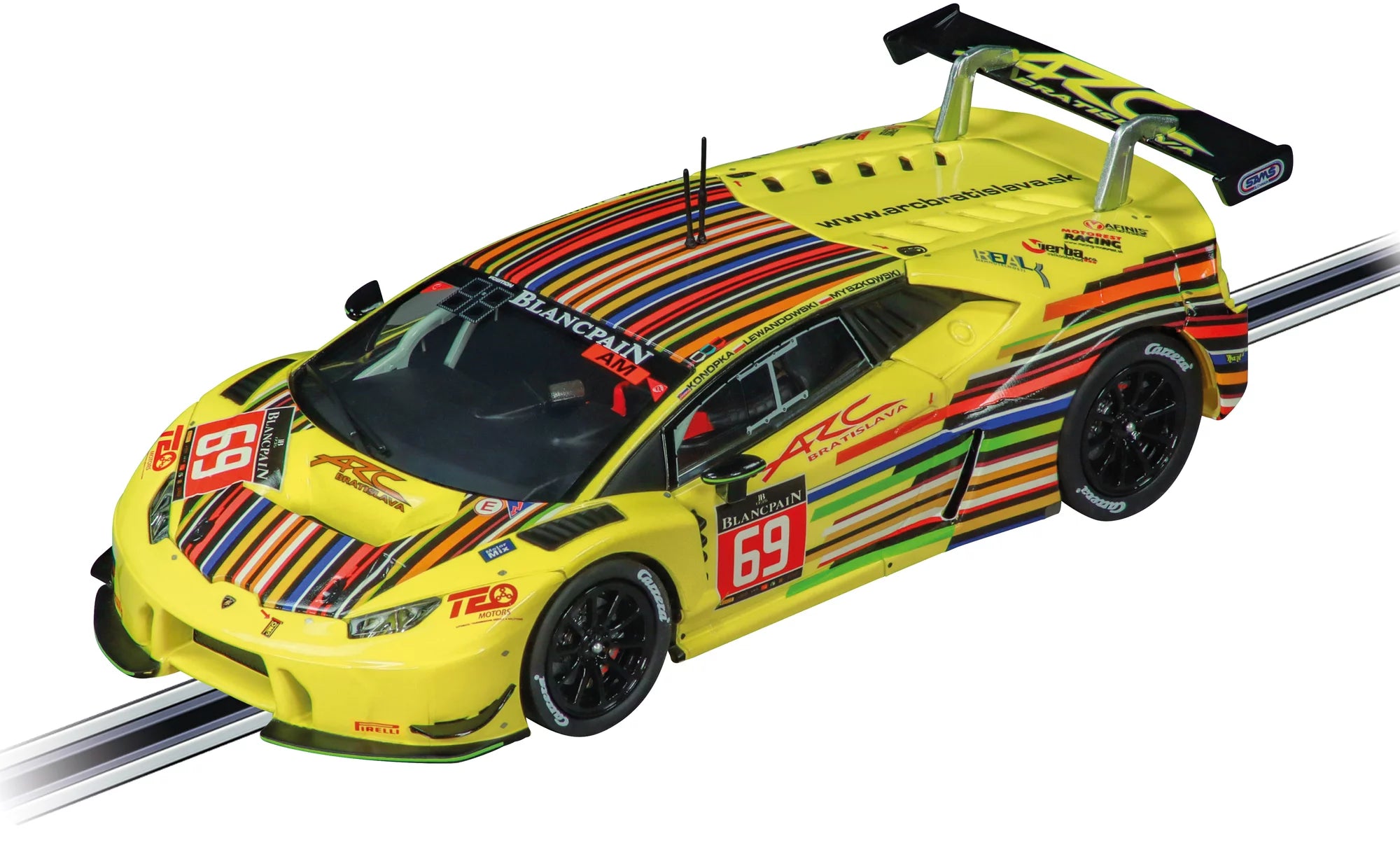 carrera-rc-lamborghini-hurac-n-gt3-arc-bratislava-no-69-slotcar-digital-132-1-32 image 1