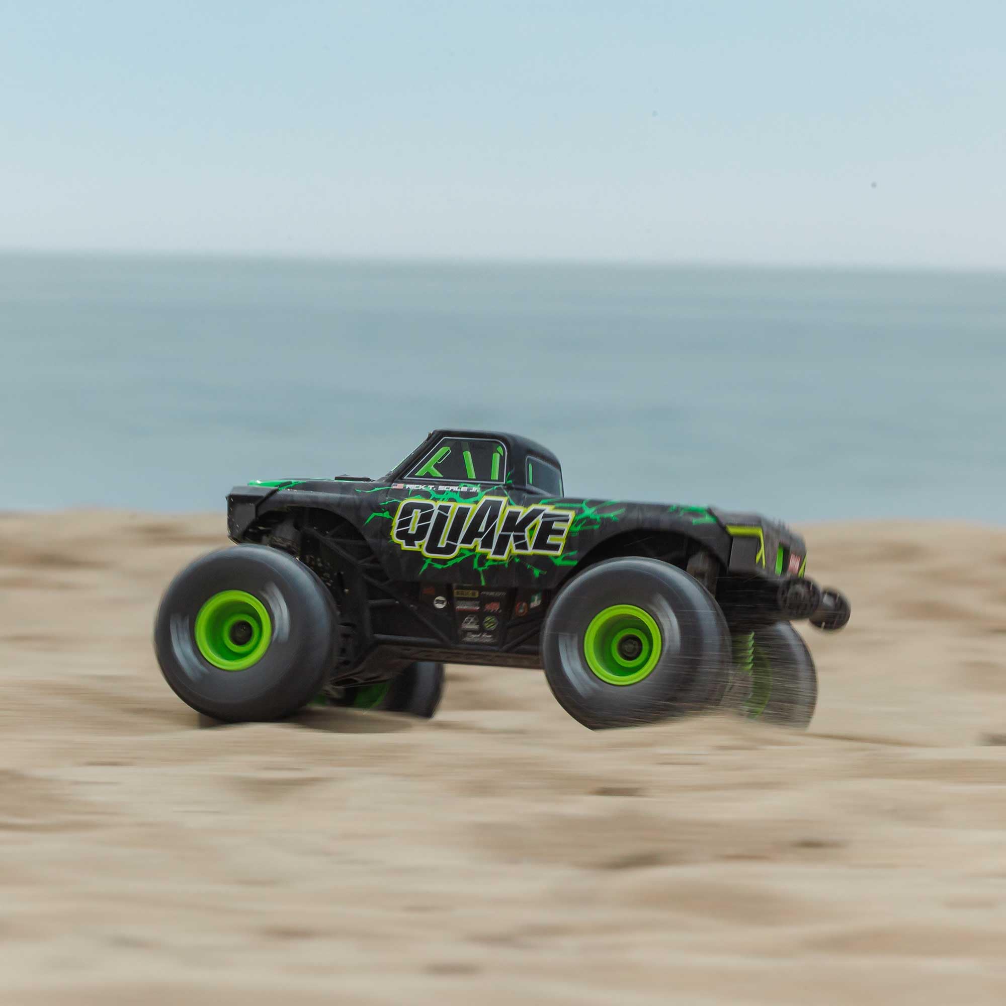 arrma-quake-grom-1-16-4x4-rtr-brushed-monster-truck-gr-n image 5