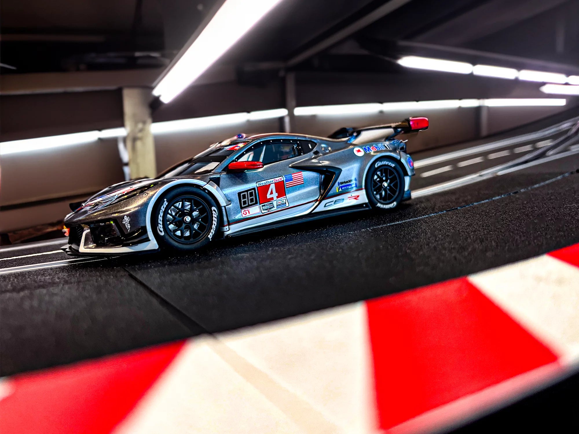 carrera-rc-chevrolet-corvette-c8-r-no-4-digital-132-slotcar-1-32 image 2