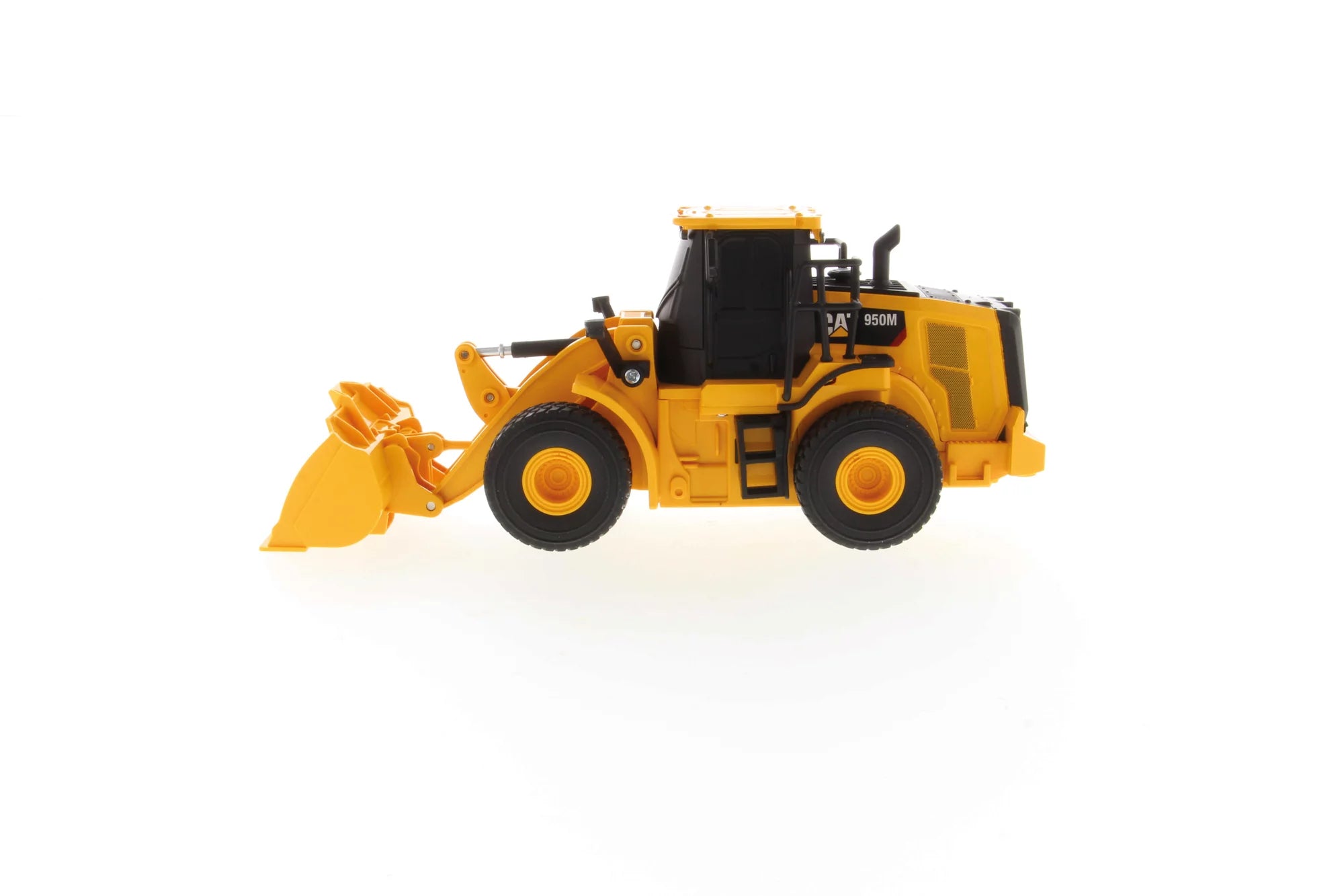 carrera-rc-cat-950m-radlader-1-35-rc-baustellenfahrzeug image 3