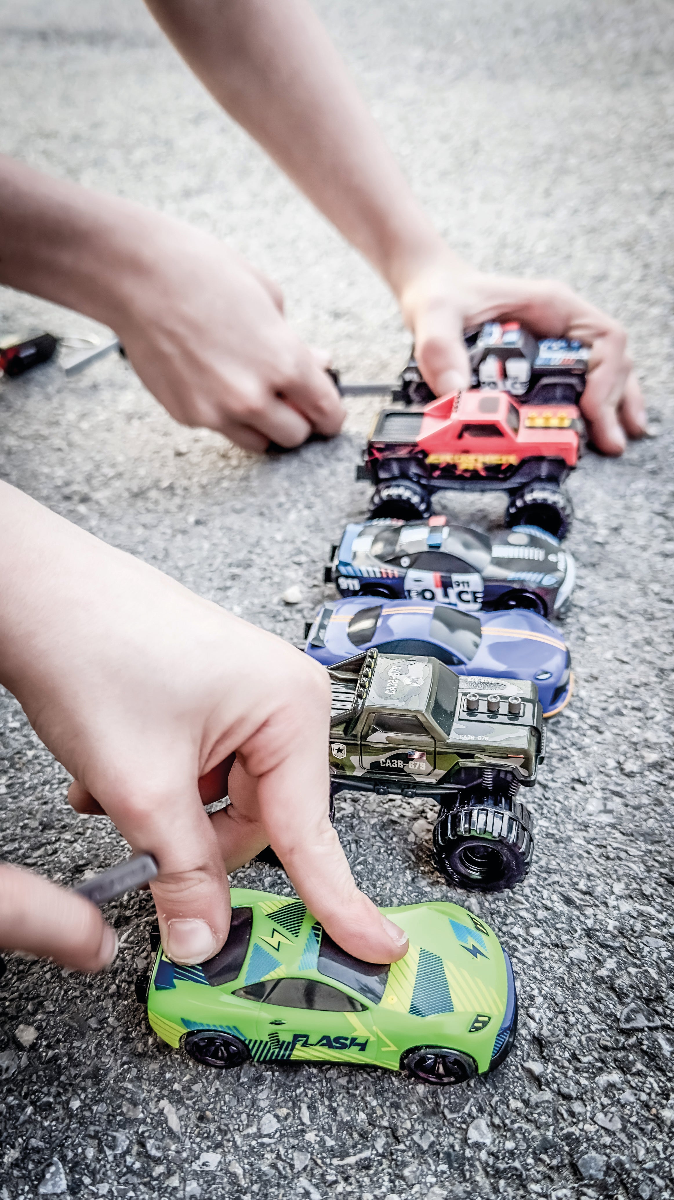 carrera-rc-key-racer-monster-truck-police-pullback-auto image 5
