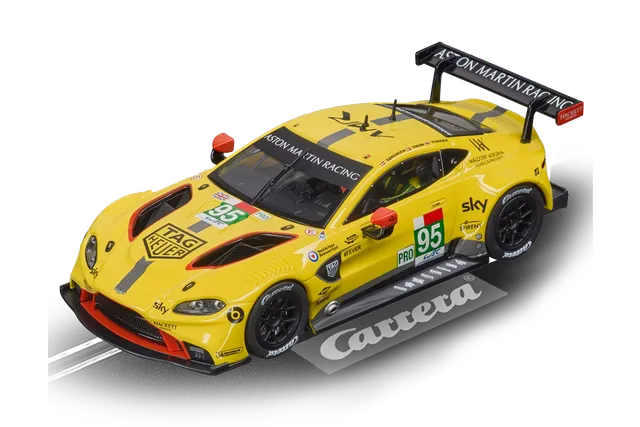 carrera-rc-aston-martin-vantage-gte-aston-martin-racing-no-95-digital-132-slotca image 1