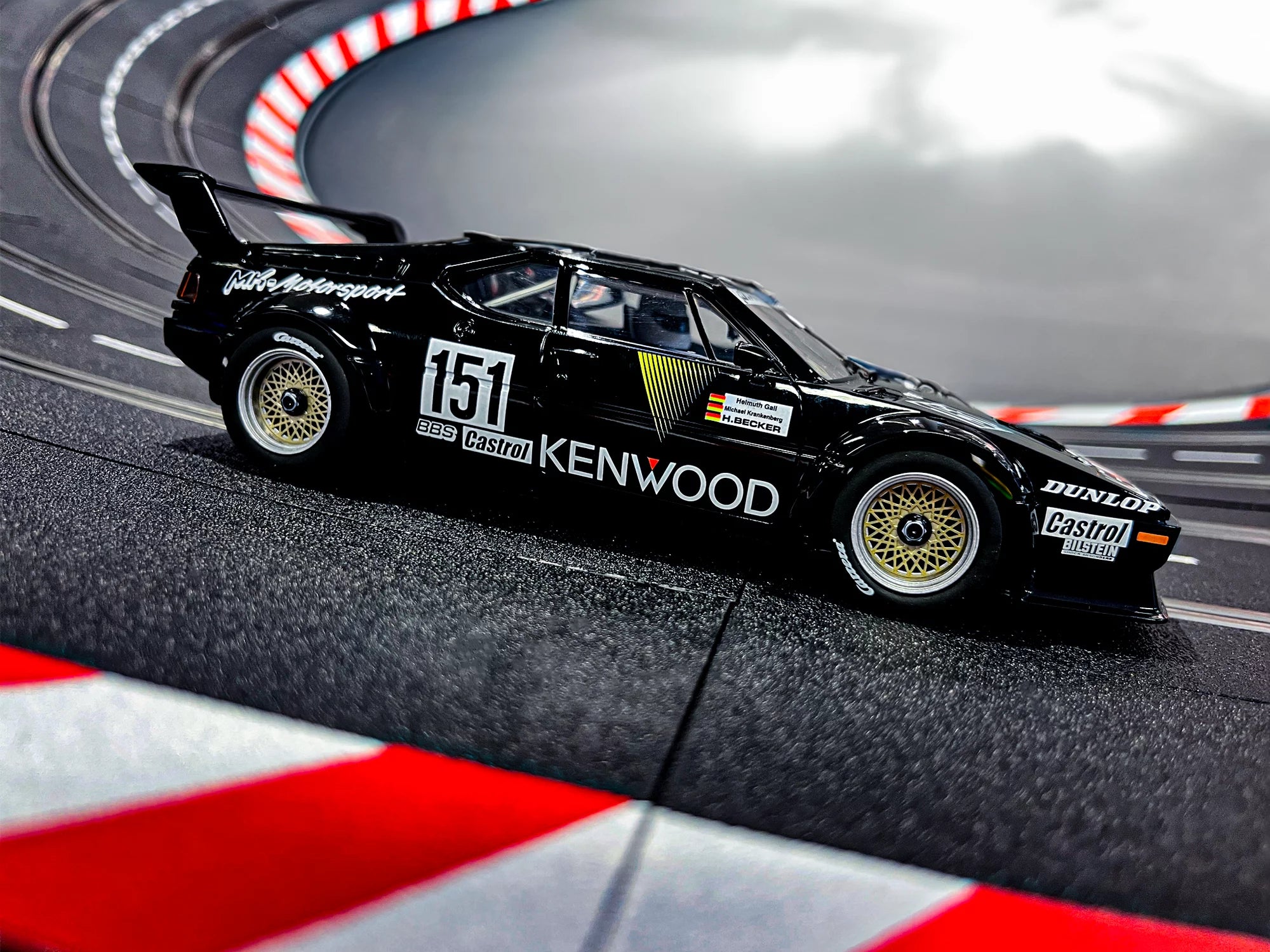carrera-rc-bmw-m1-procar-mk-motorsport-no-151-drm-1986-slotcar-1-32 image 2