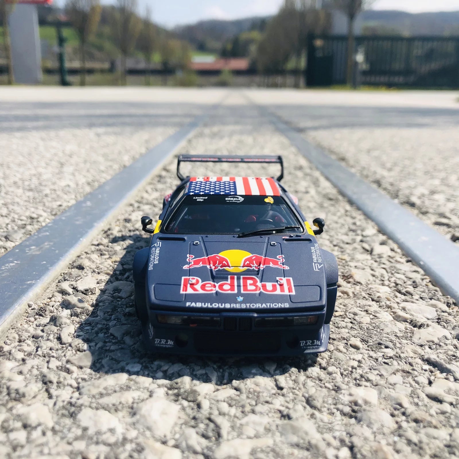 carrera-evolution-bmw-m1-procar-no-7-daytona-2017-slotcar-1-32 image 2