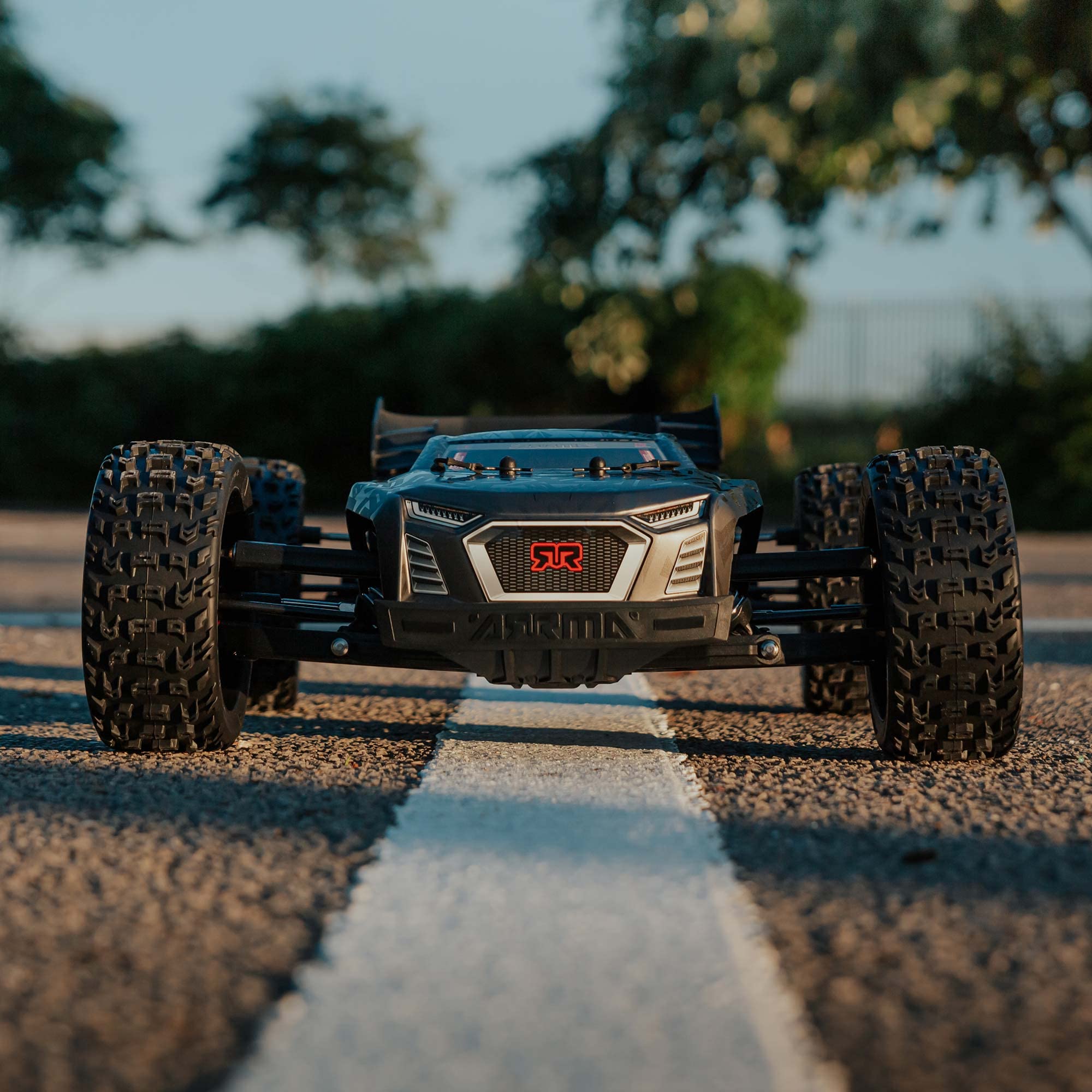 arrma-talion-6s-blx-1-8-speed-truggy-4wd-brushless-rtr-schwarz image 3