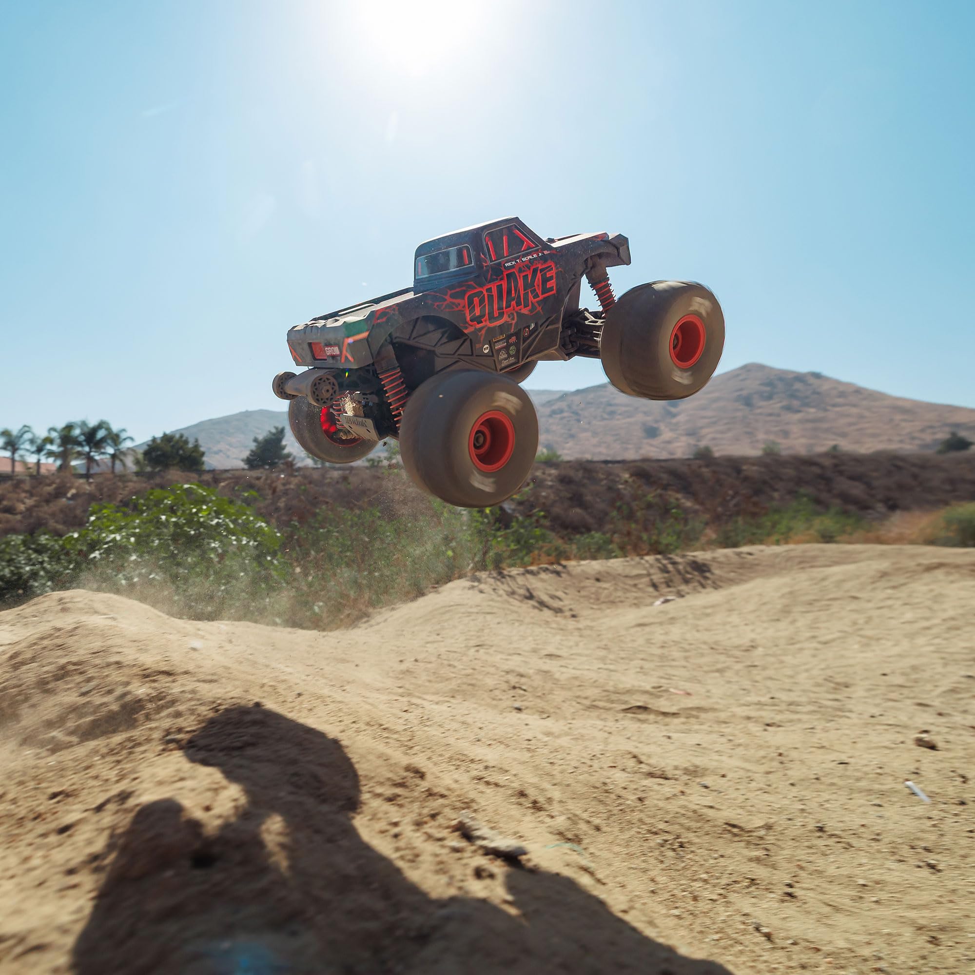 arrma-rc-truck-quake-grom-1-16-4x4-rtr-brushed-monster-truck-rot image 7