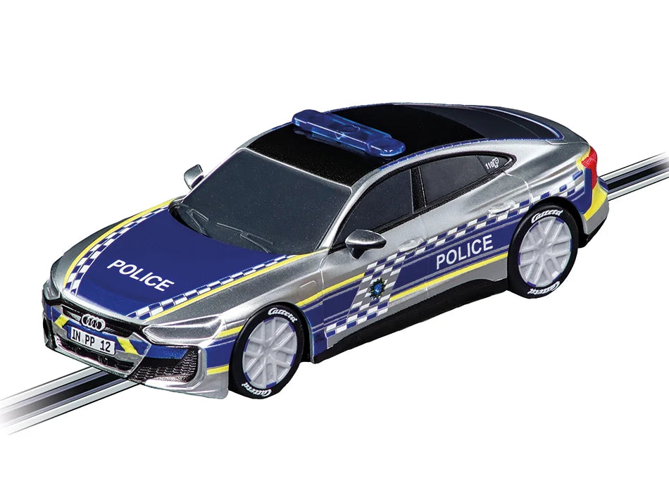 carrera-go-digital-132-audi-e-tron-gt-police-slotcar image 1
