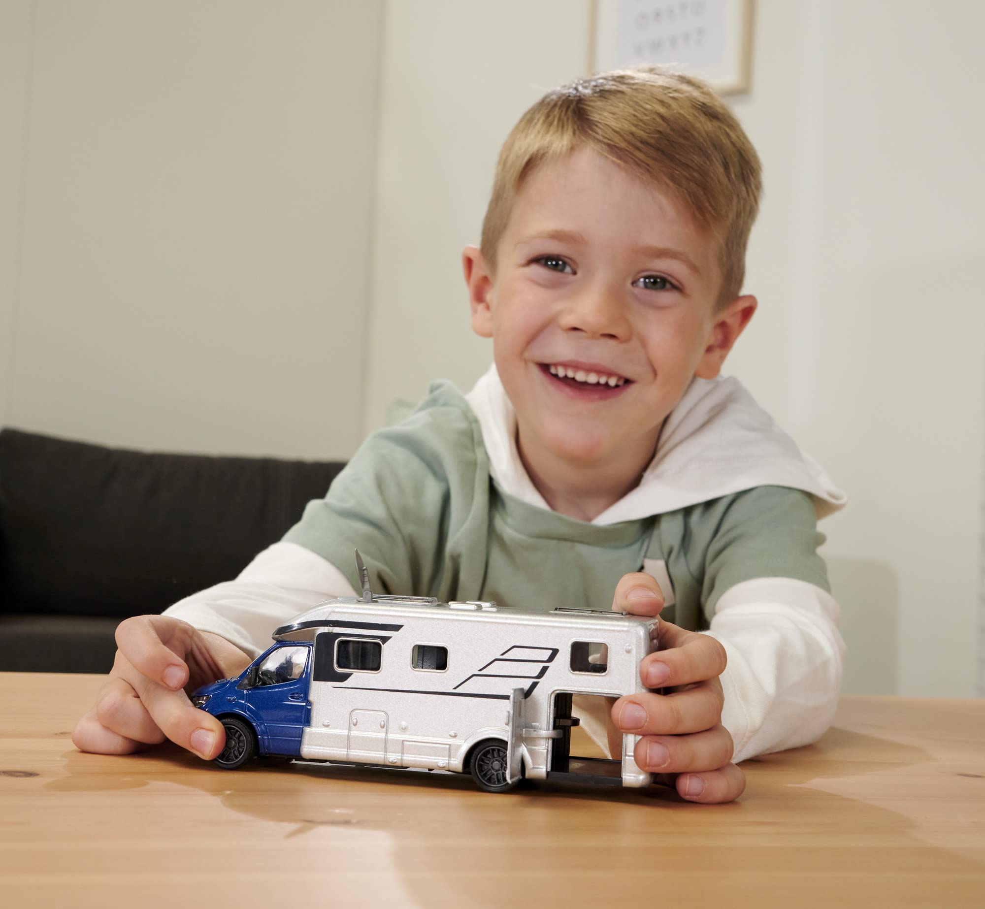 majorette-hymer-b-klasse-masterline-wohnmobil-19-cm-grand-series image 2