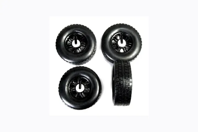 carrera-rc-4-reifen-mit-felgen-f-r-hummer-h3-120005 image 1