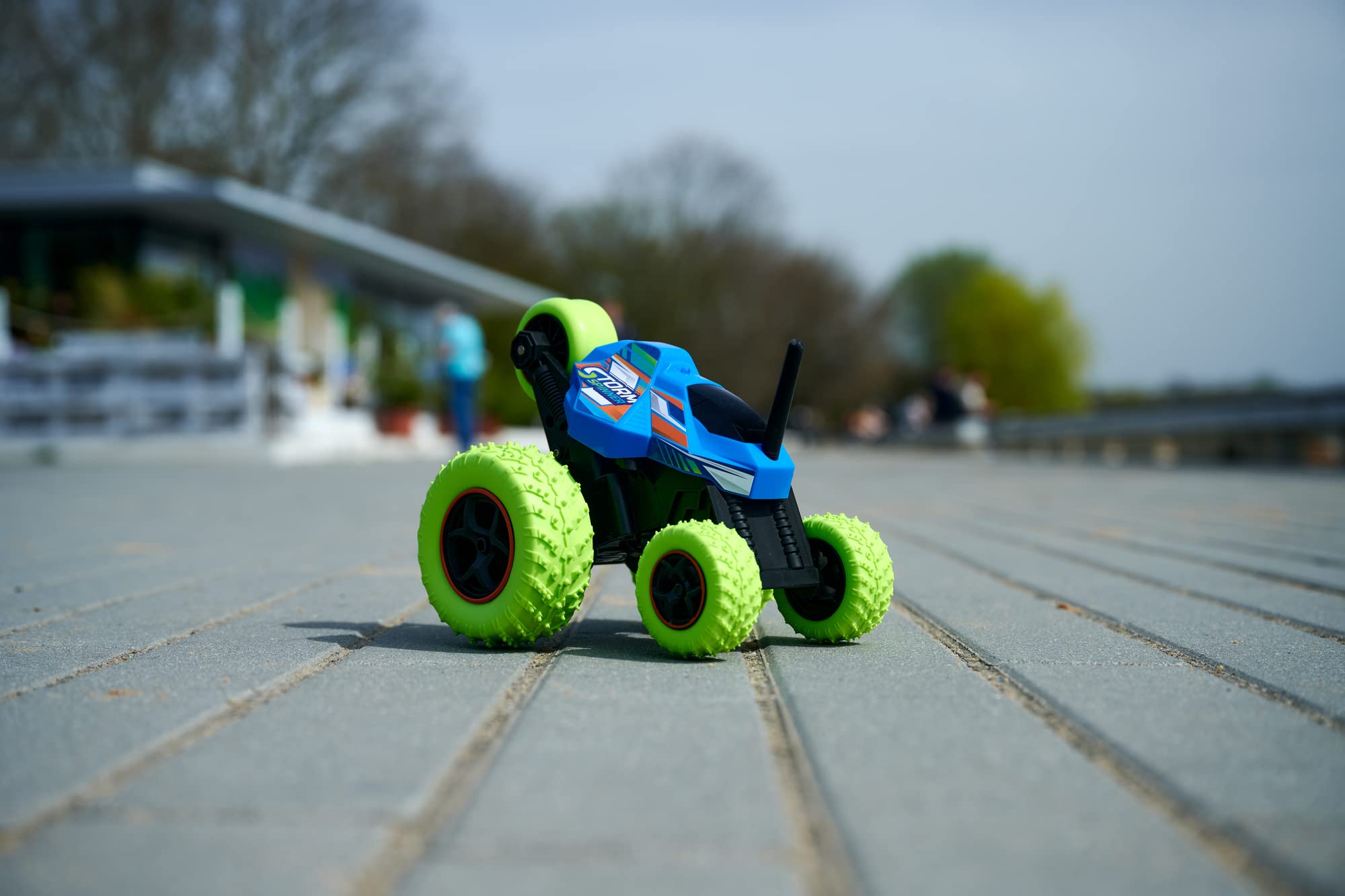 dickie-toys-rc-storm-spinner-rc-fahrzeug-1-16-mit-spin-funktion-mehrfarbig image 4