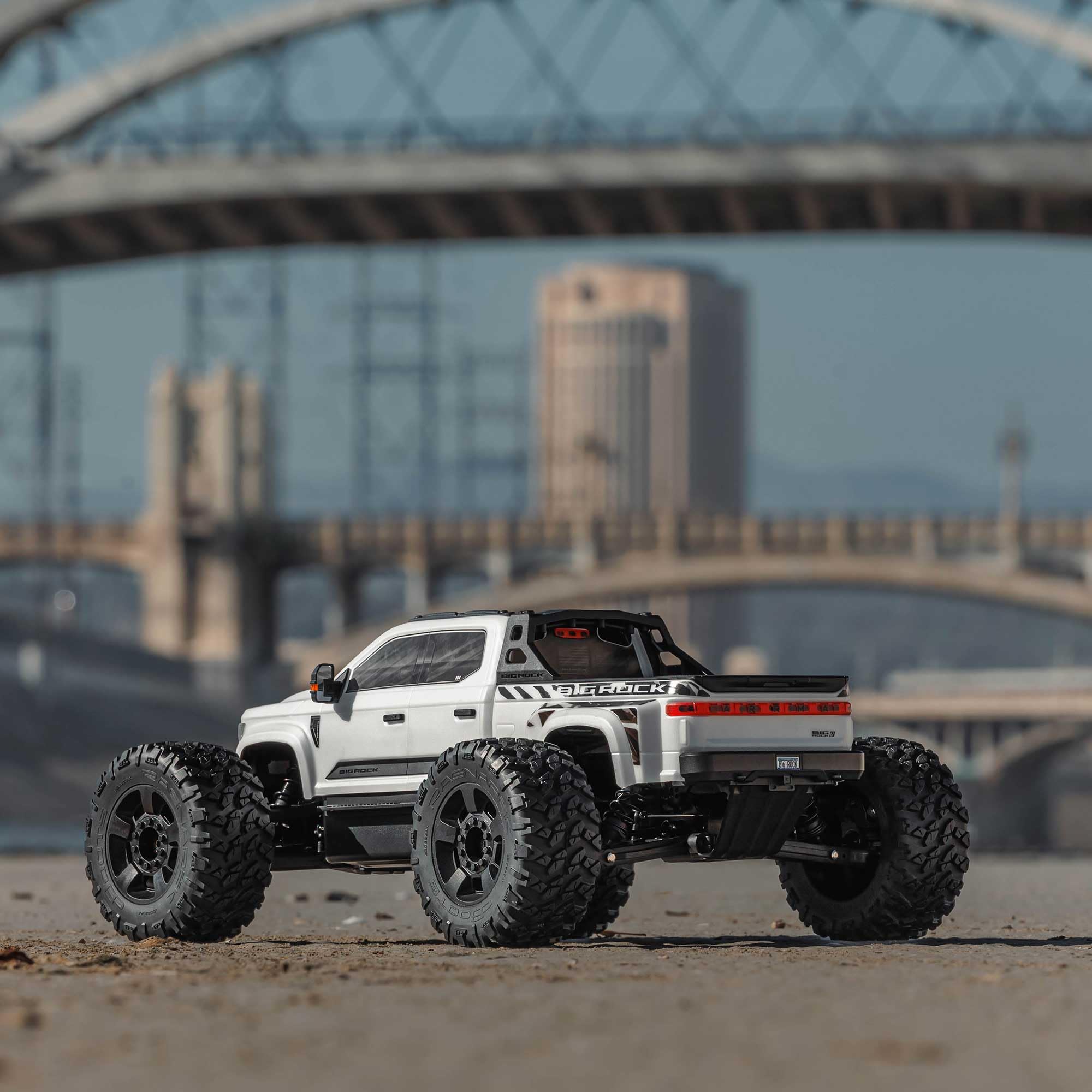 arrma-big-rock-6s-blx-1-7-monster-truck-4x4-brushless-wei-ara7612t3 image 7
