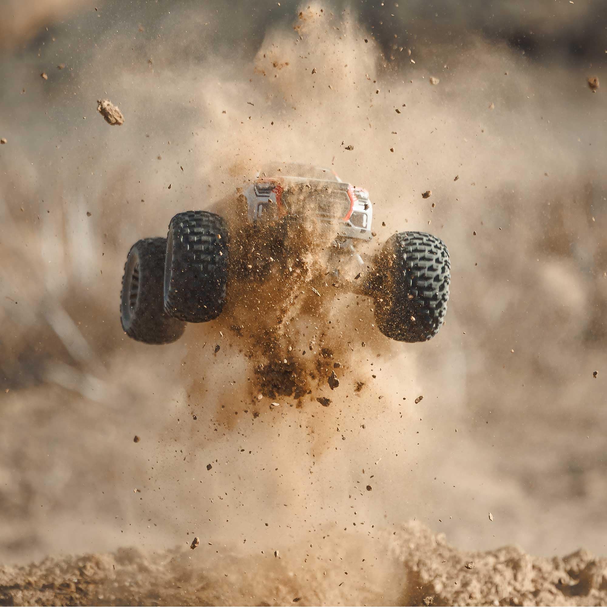 arrma-granite-223s-blx-1-10-4x4-rc-monster-truck-rtr-brushless-rot image 4