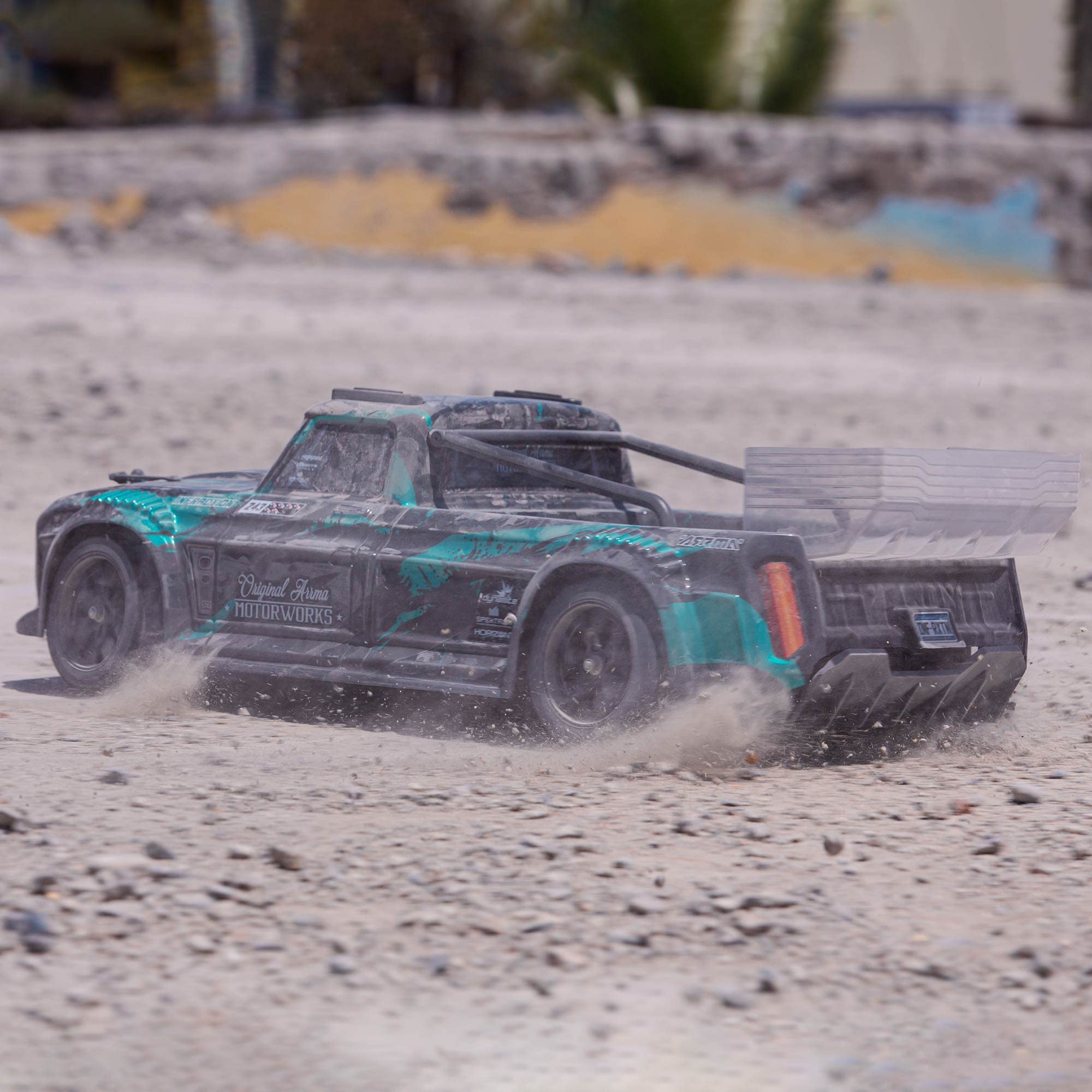 arrma-1-8-infraction-3s-4x4-rtr-brushless-street-bash-schwarz-gold image 3