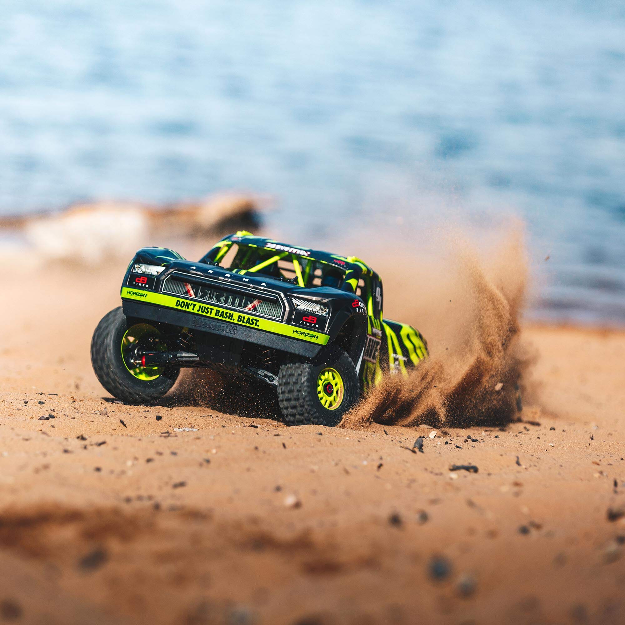 arrma-mojave-6s-v2-blx-1-7-4wd-desert-truck-rtr-gr-n-schwarz image 8