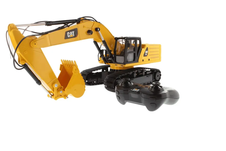 carrera-rc-cat-336-bagger-1-24-rc-excavator image 1