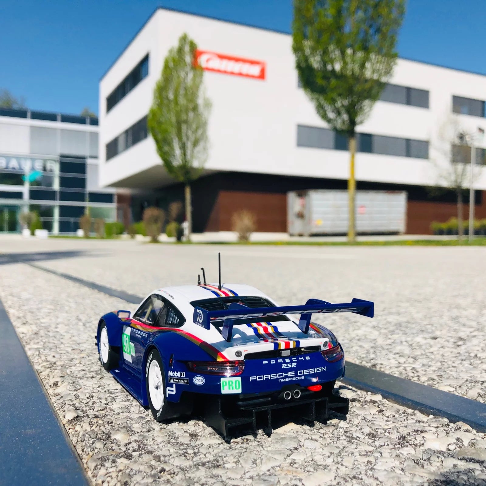 carrera-rc-porsche-911-rsr-91-956-design-slotcar-digital-132-1-32 image 3