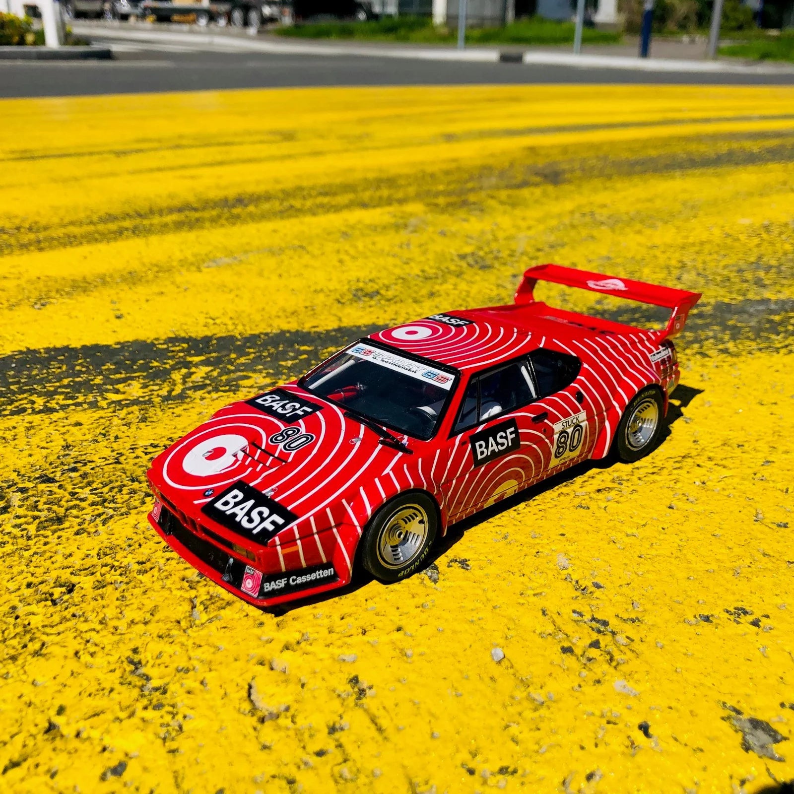 carrera-rc-bmw-m1-procar-basf-no-80-1980-digital-132-slotcar-1-32 image 2