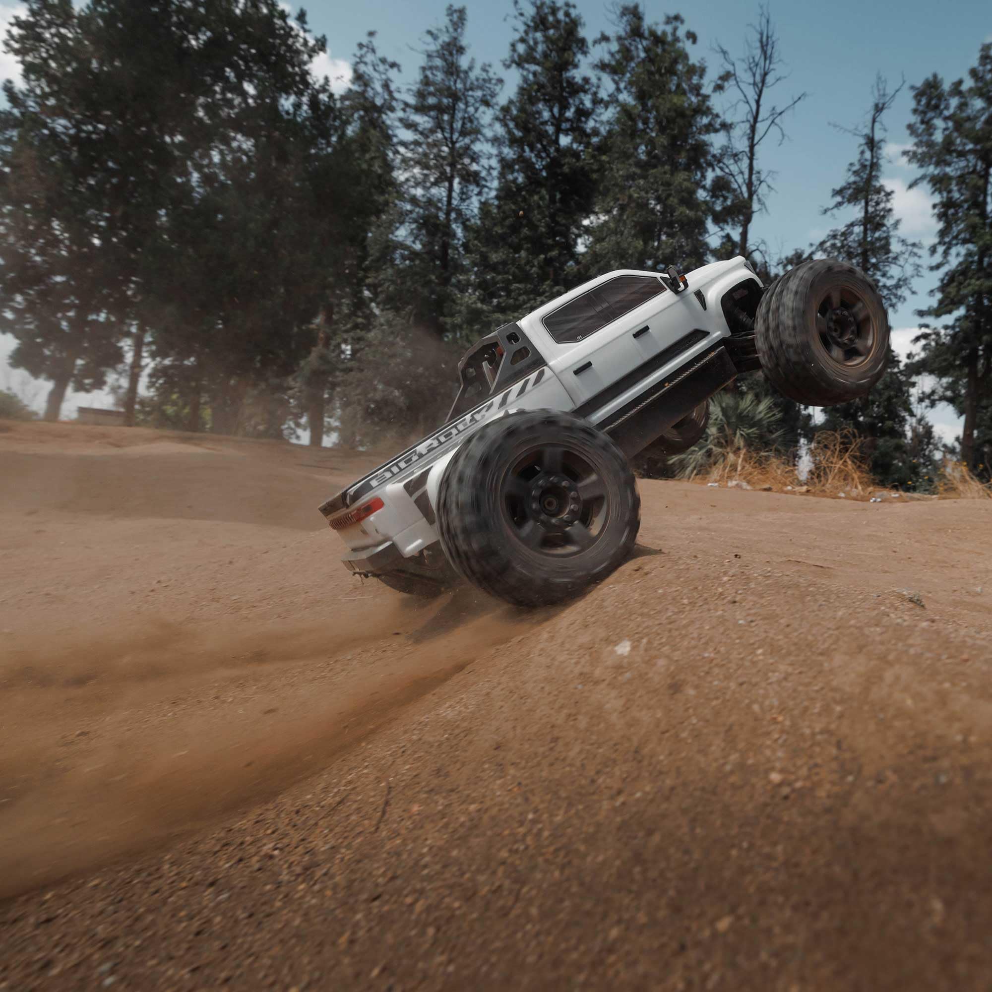 arrma-big-rock-6s-blx-1-7-monster-truck-4x4-brushless-wei-ara7612t3 image 6