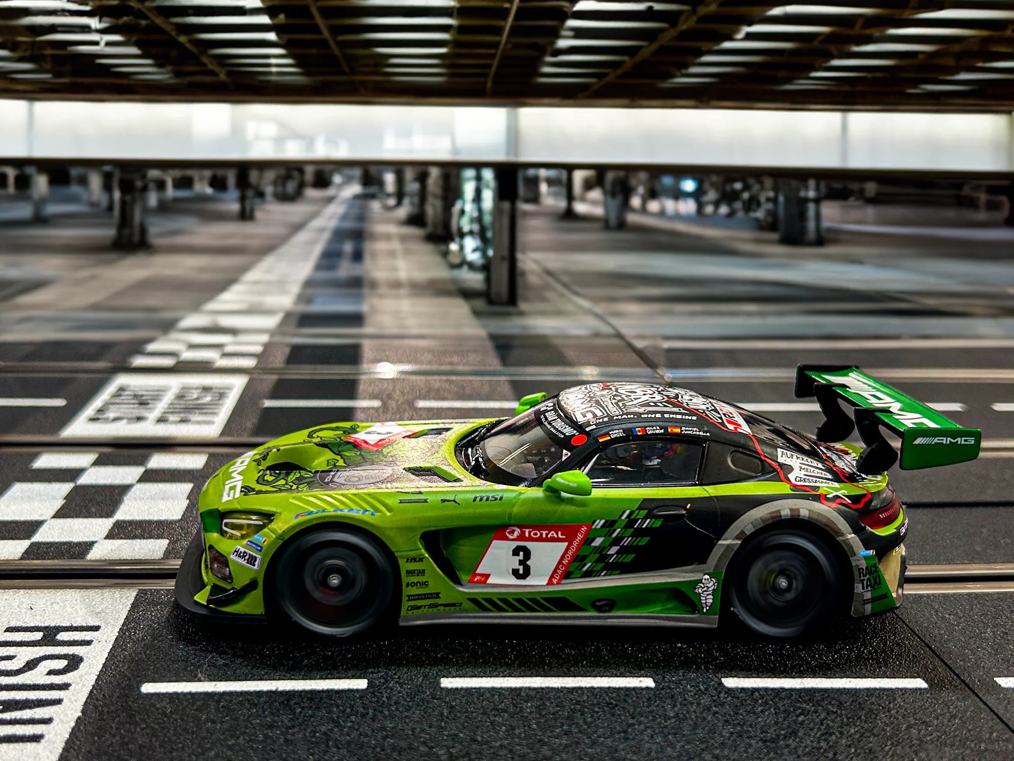 carrera-mercedes-amg-gt3-evo-getspeed-no-3-24h-n-rburgring-digital-132 image 3