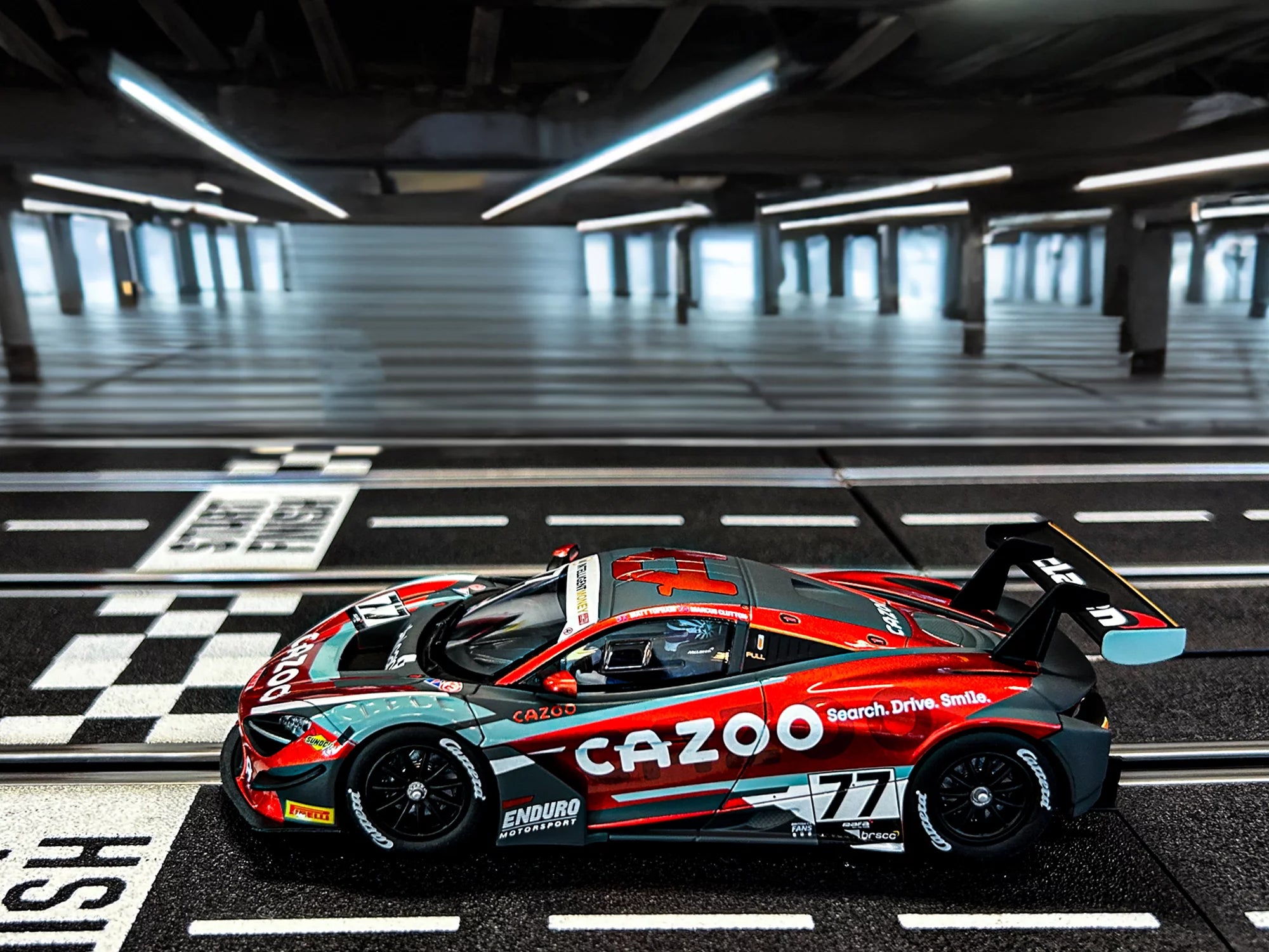 carrera-mclaren-720s-gt3-enduro-motorsport-no-77-british-gt-2023-slotcar-1-32 image 3