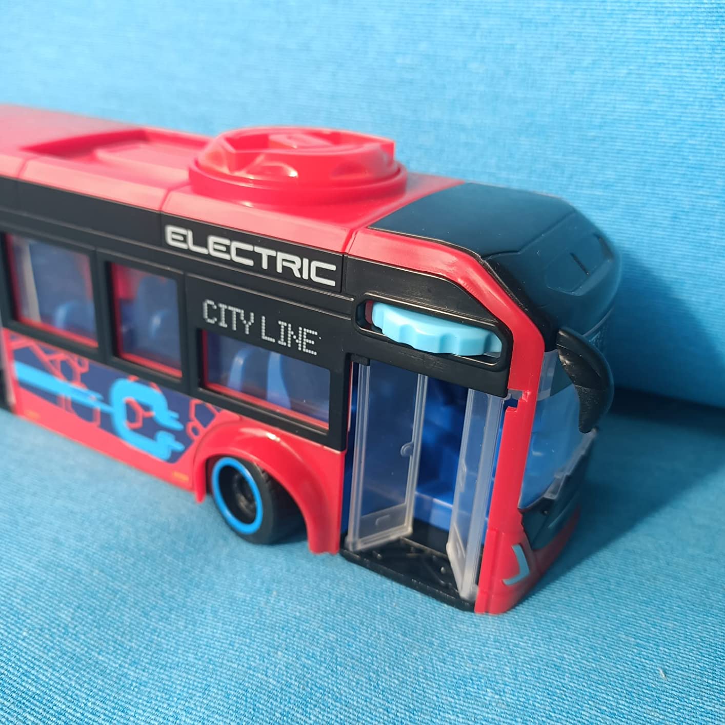 Spielt jeden Tag Busfahrer