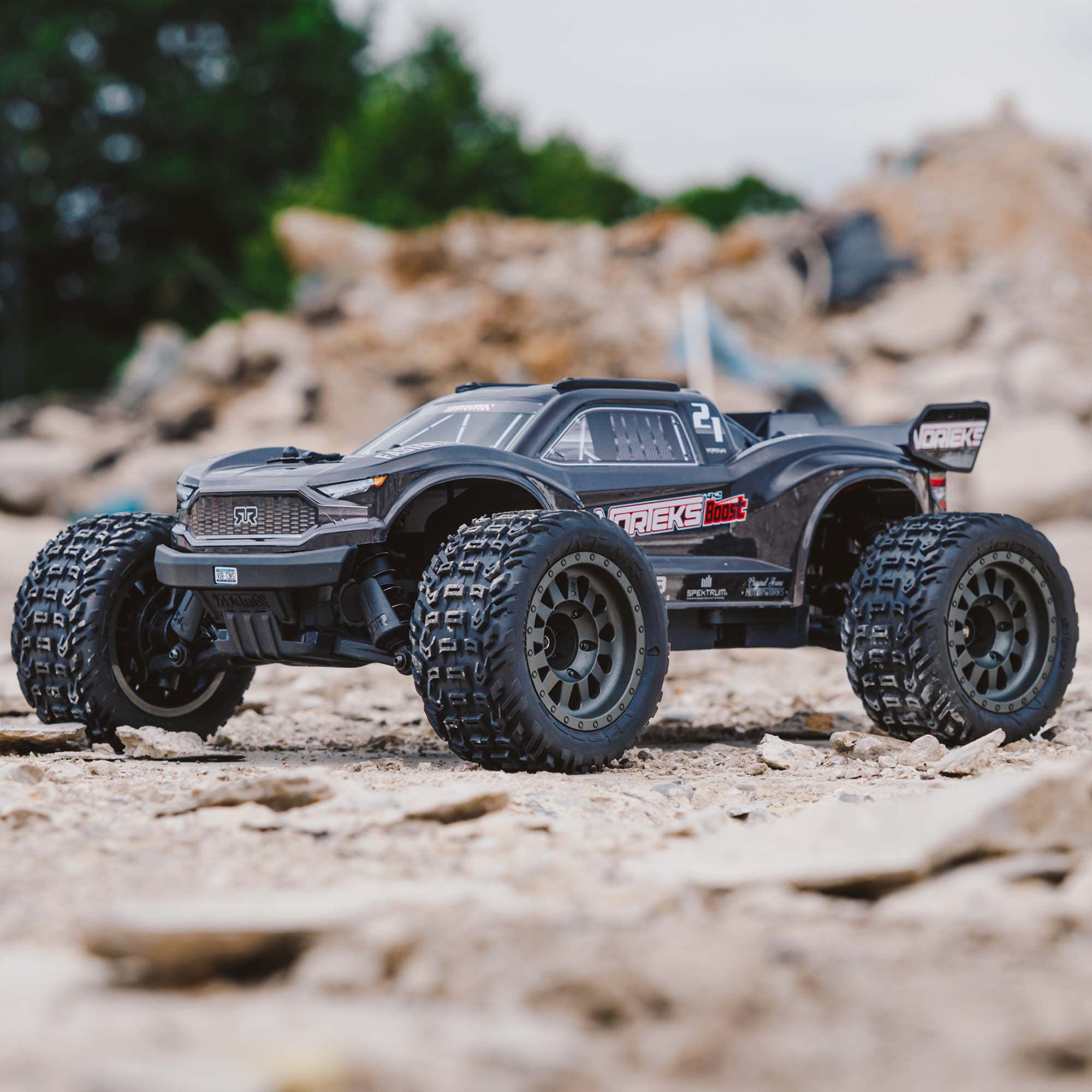 arrma-1-10-vorteks-4x2-boost-mega-550-stadium-truck-rtr-gunmetal image 3